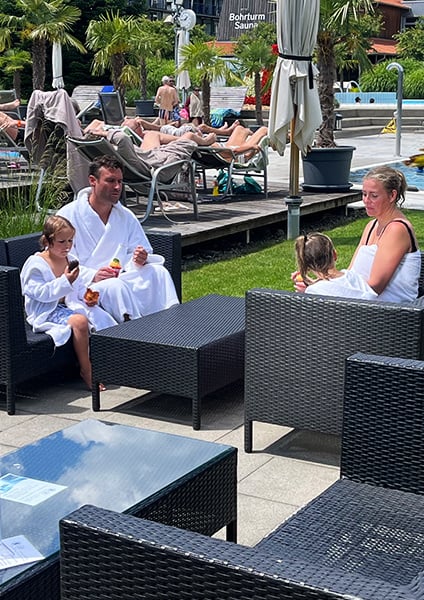 Web-Gallery 424 x 600 px_0001_image00001