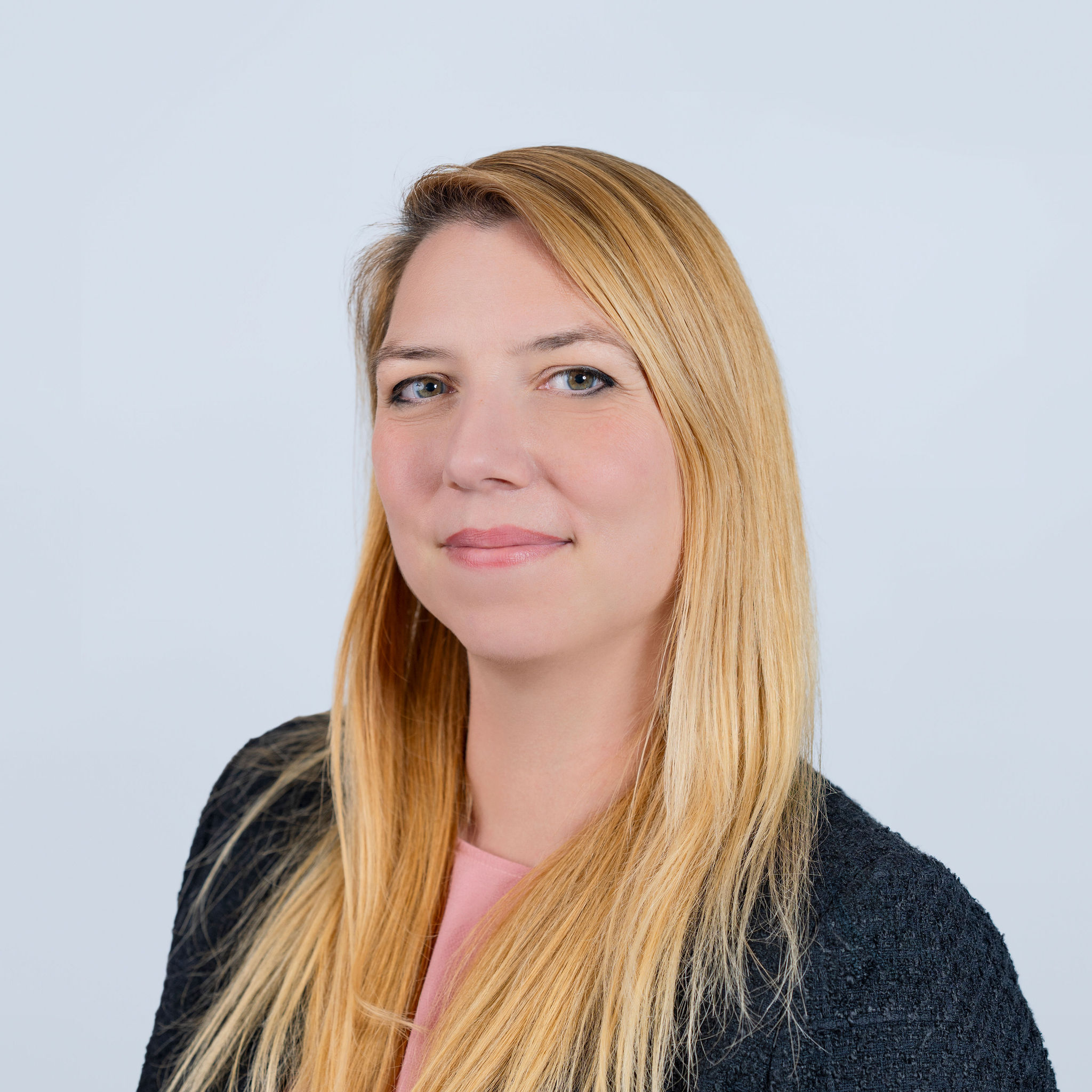 Kucsera Duygu_Web Size_portraits-7118
