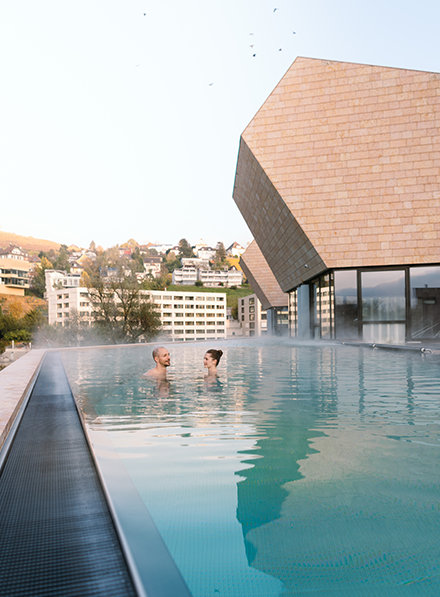 OutdoorThermalPool_byTobi