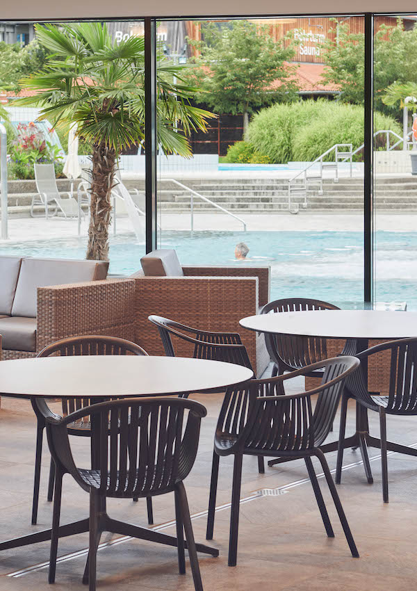 THERME ZURZACH Bistro innen